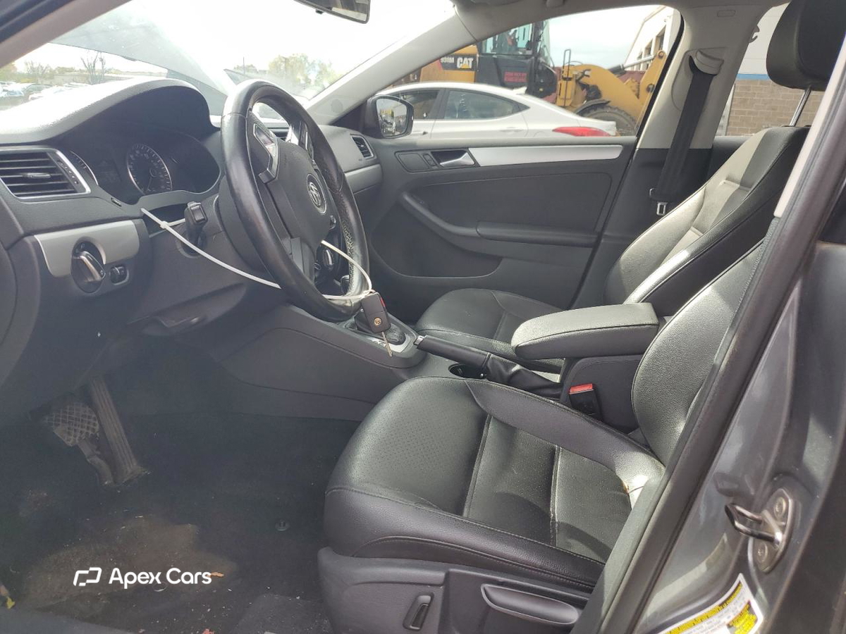 Volkswagen Jetta 2014