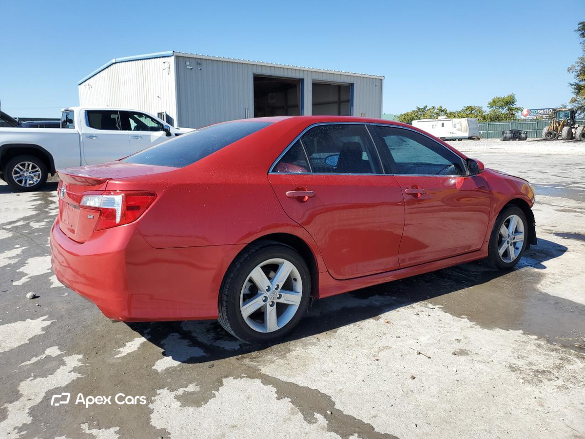 Toyota Camry 2012
