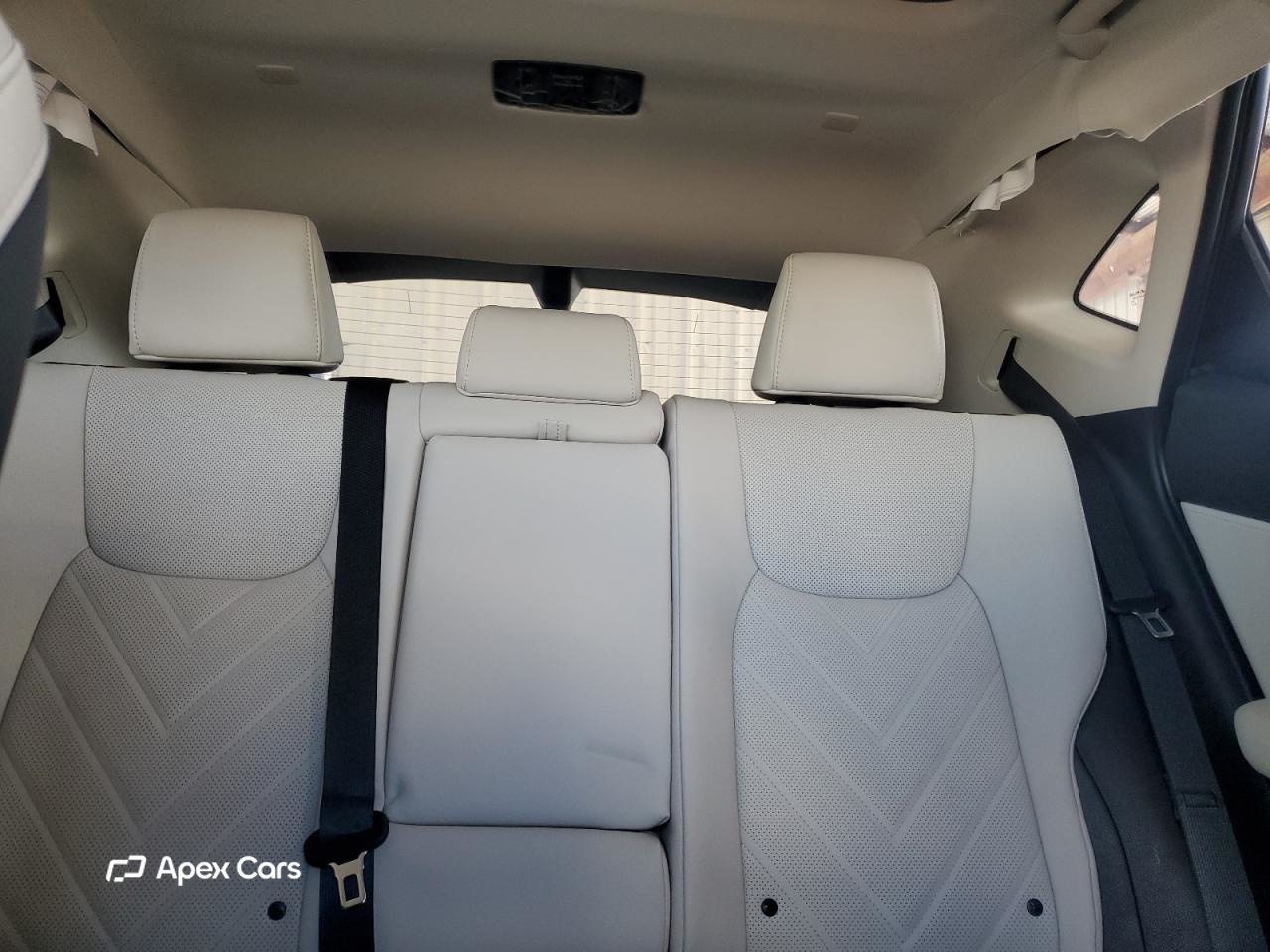 Lexus NX 2025
