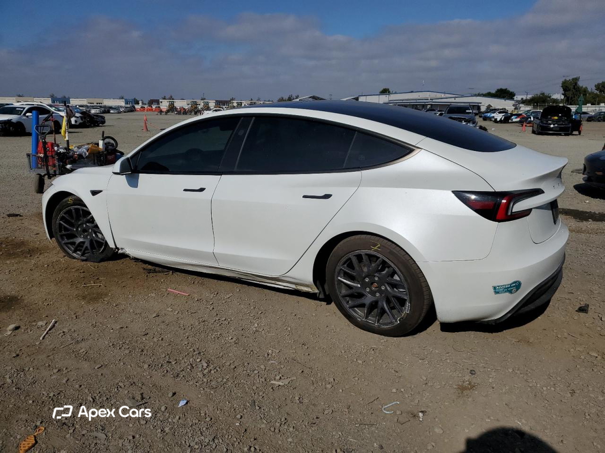 Tesla Model 3 2025