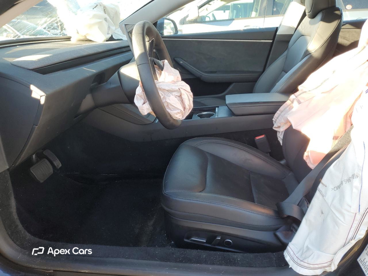 Tesla Model 3 2024