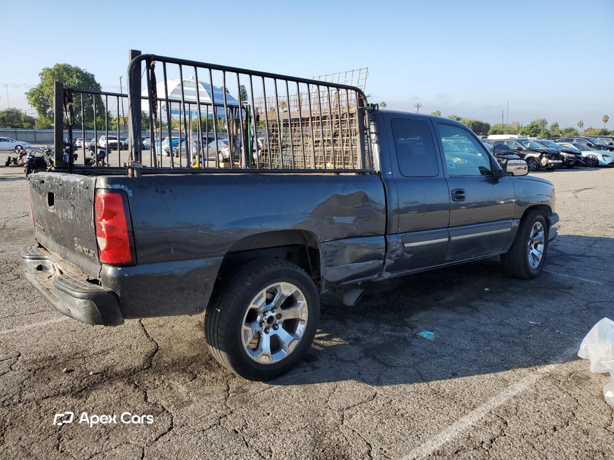 Chevrolet Silverado 2003