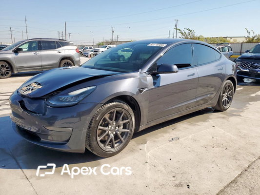 Tesla Model 3 2018 - Image 1 of 13