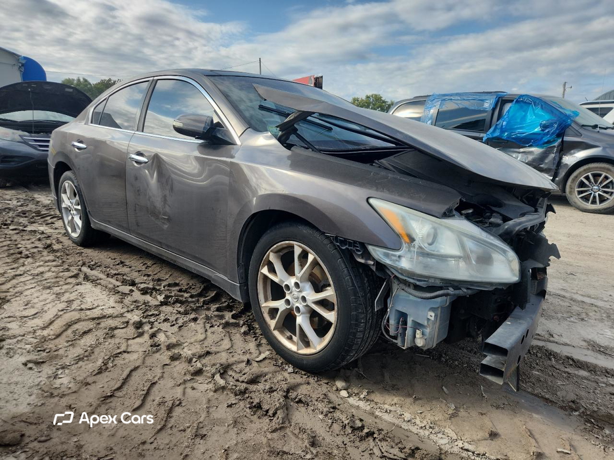 Nissan Maxima 2012