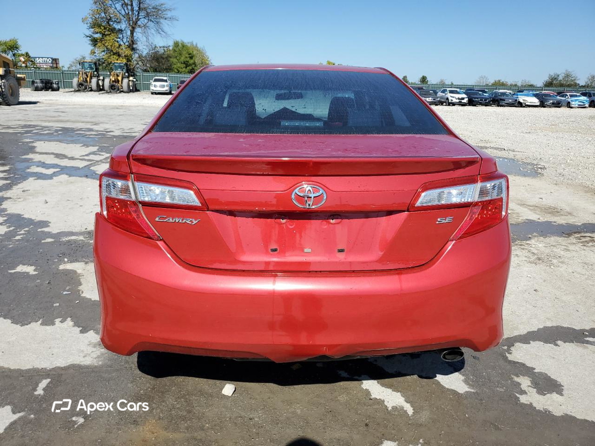 Toyota Camry 2012
