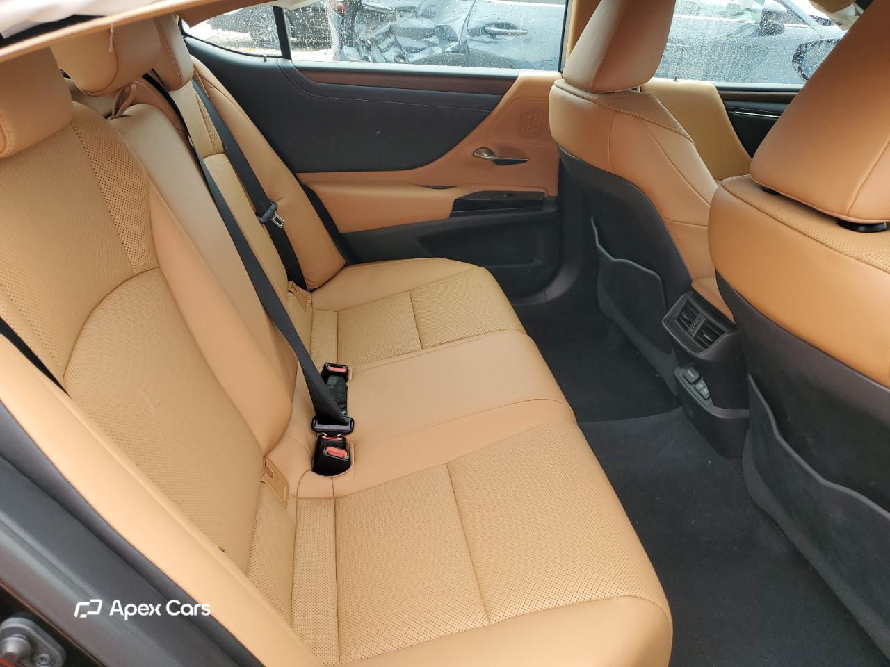 Lexus ES 2022