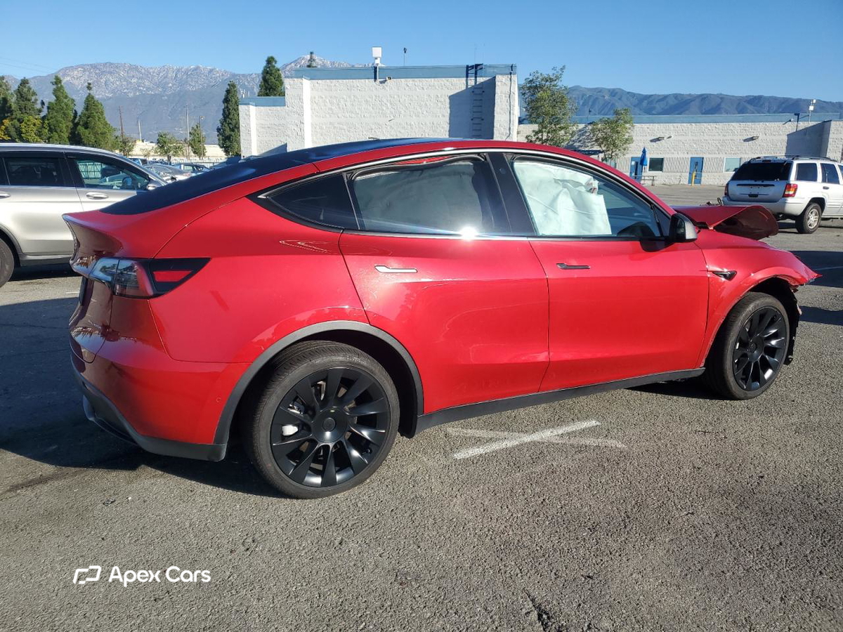 Tesla Model Y 2022