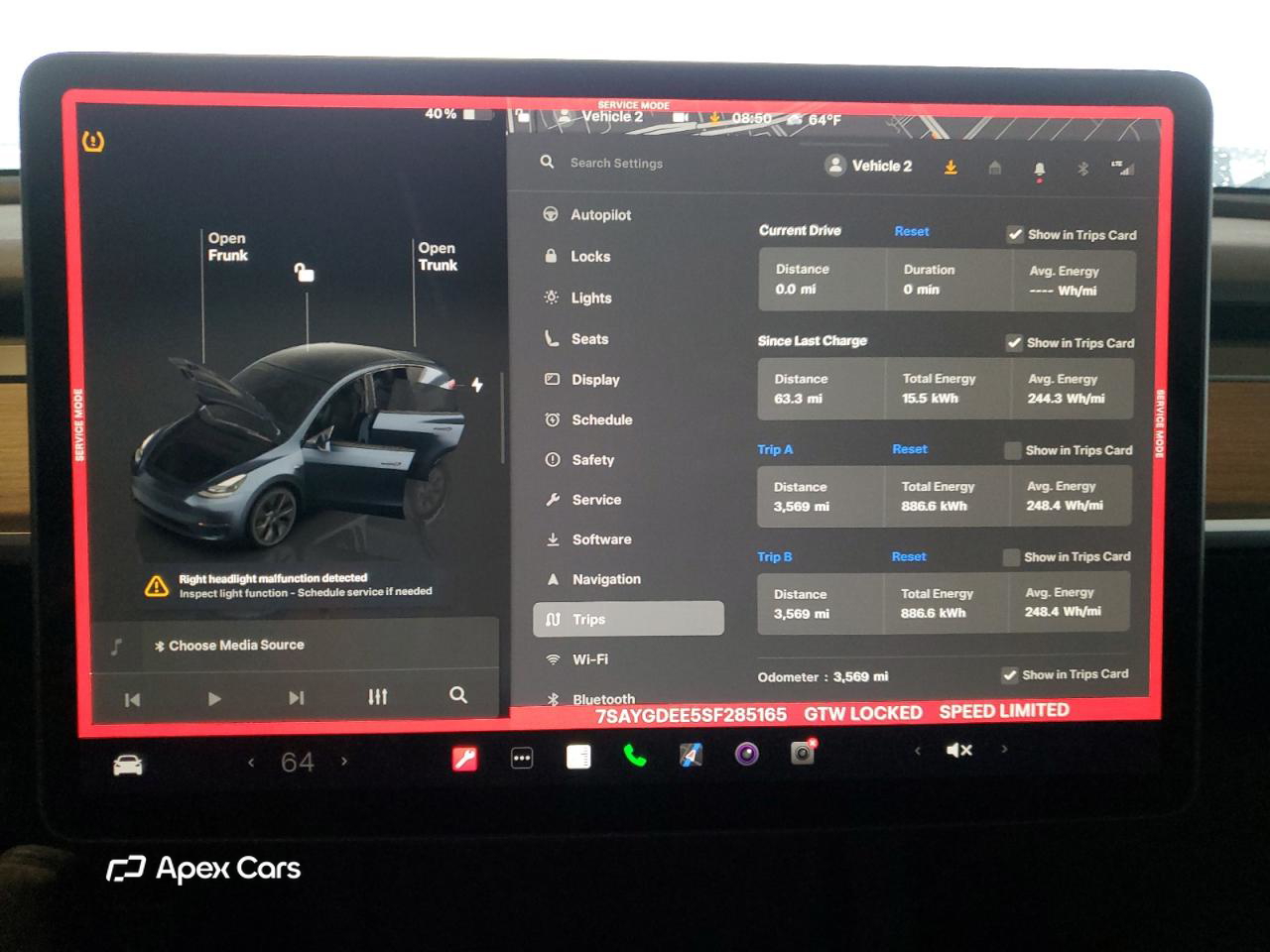 Tesla Model Y 2025