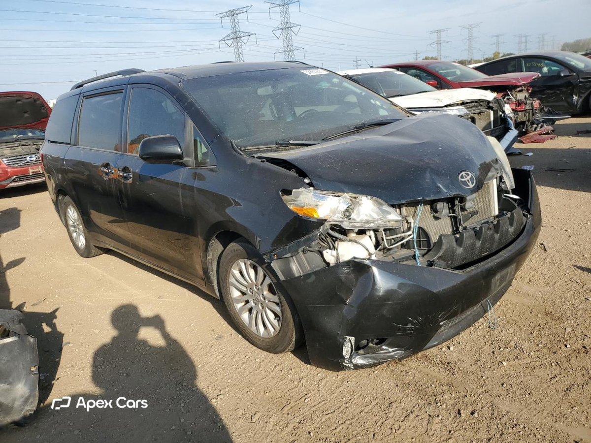 Toyota Sienna 2015