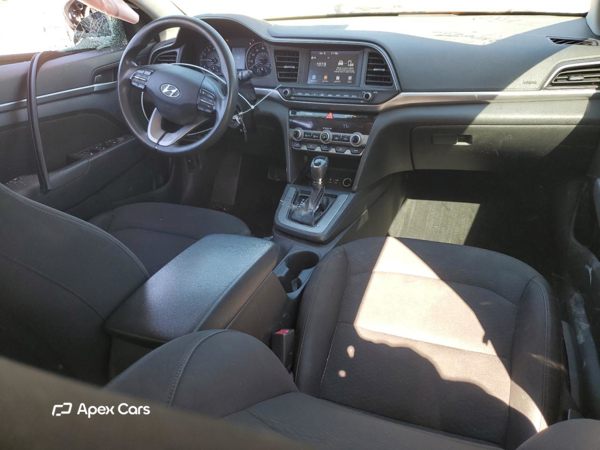 Hyundai Elantra 2020