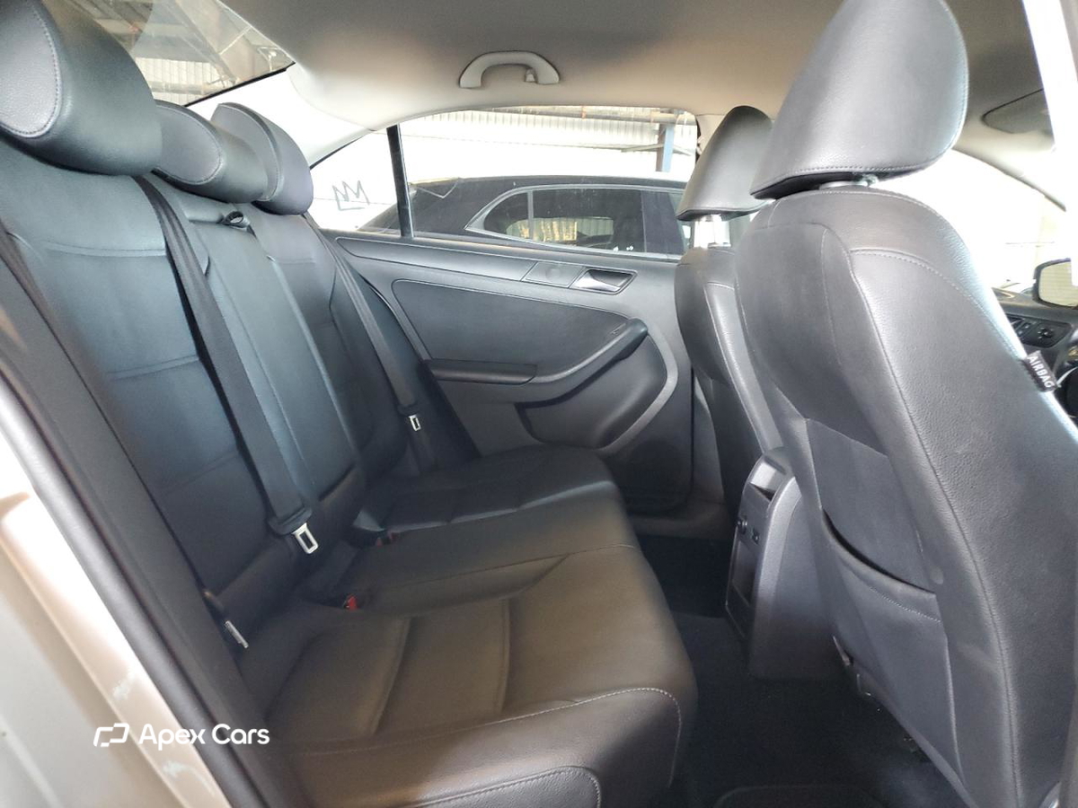 Volkswagen Jetta 2012