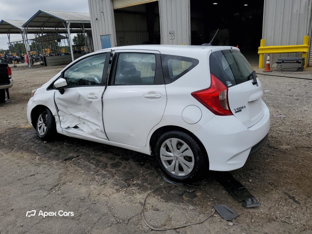 Nissan Versa 2017