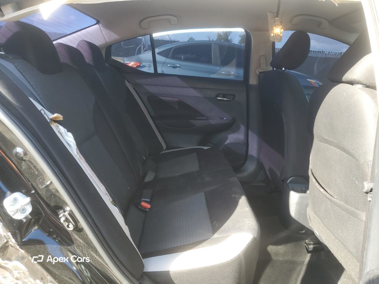 Nissan Versa 2021
