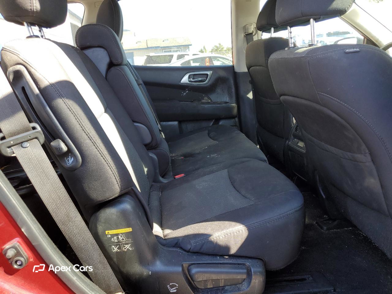 Nissan Pathfinder 2017