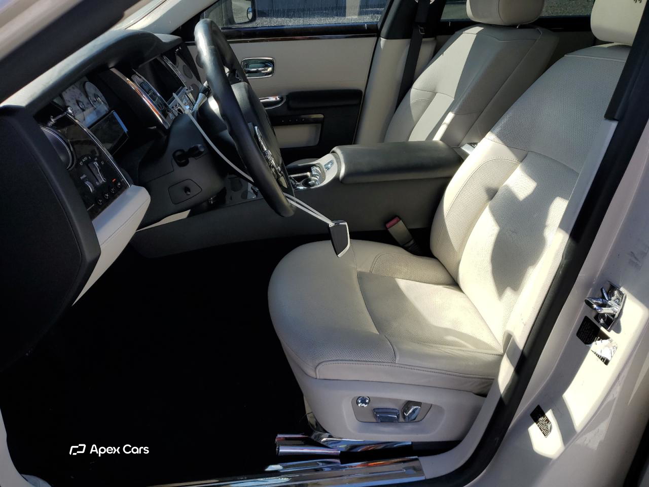 Rolls-Royce Ghost 2011