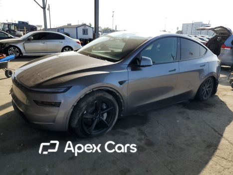 Tesla Model Y 2026 - Zdjęcie 1 z 13