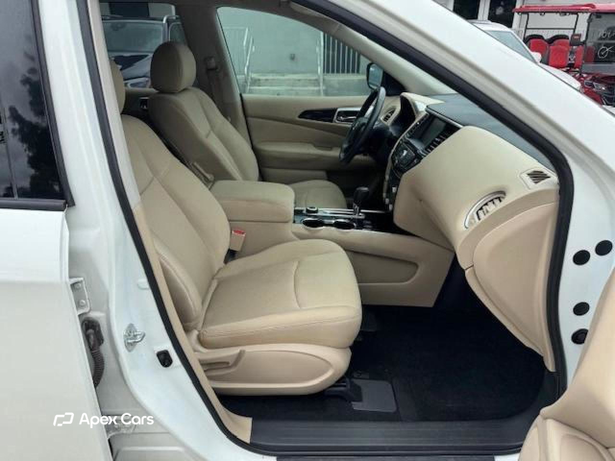 Nissan Pathfinder 2017