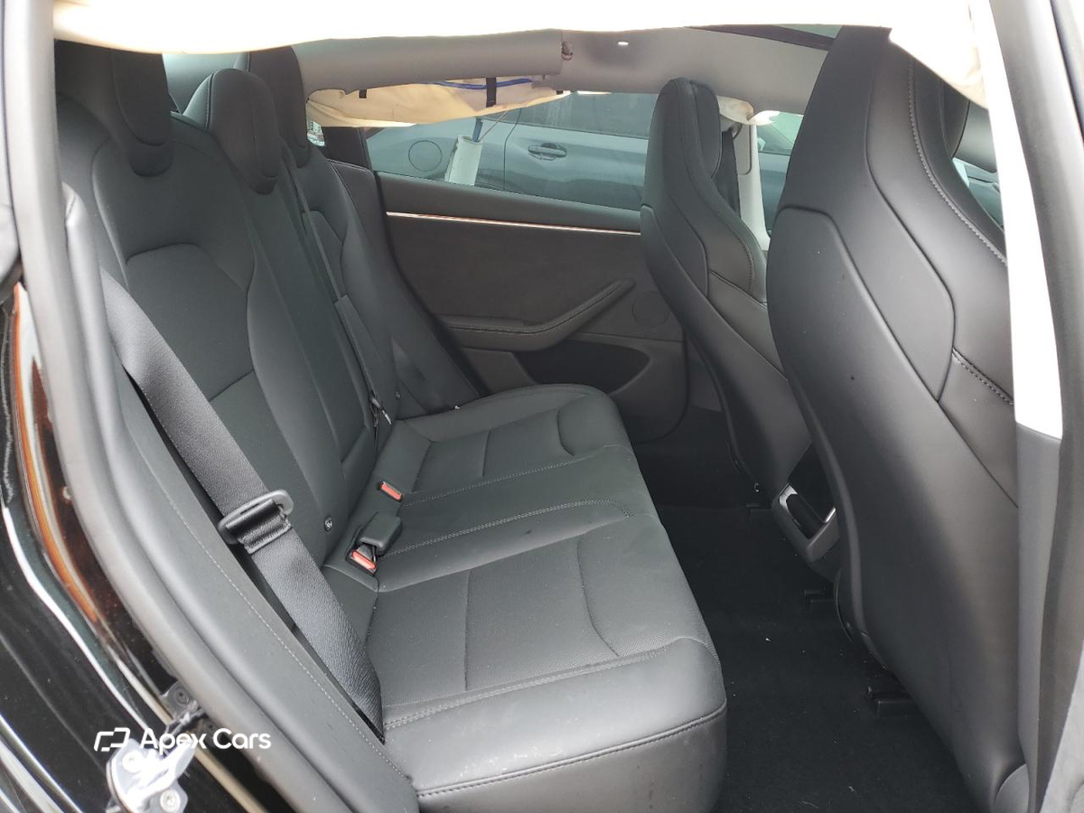 Tesla Model 3 2025