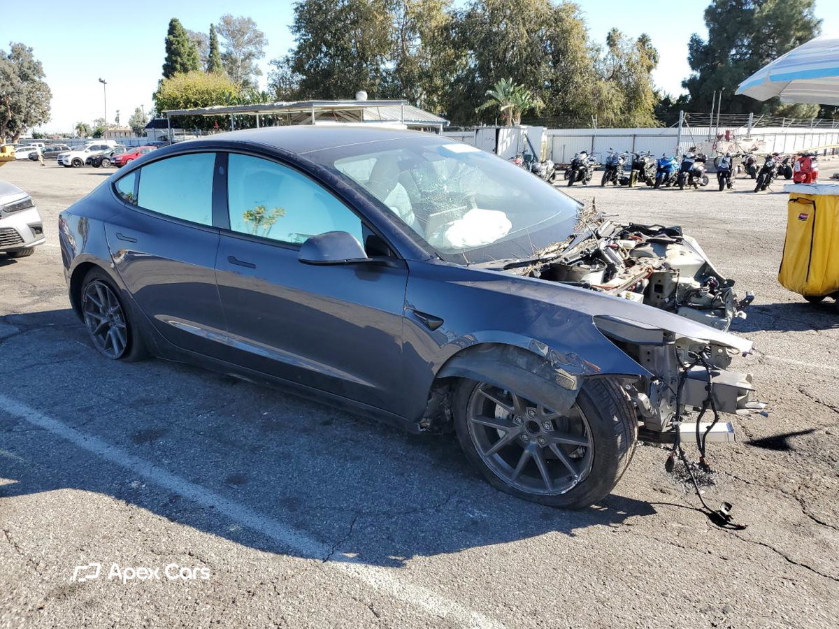 Tesla Model 3 2023