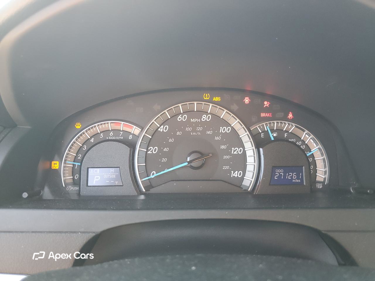 Toyota Camry 2012