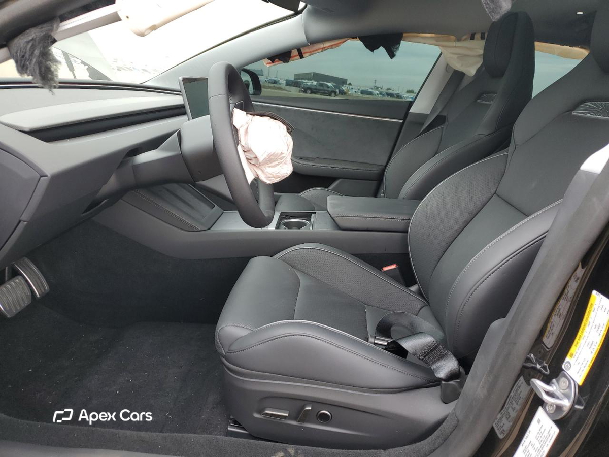 Tesla Model 3 2025