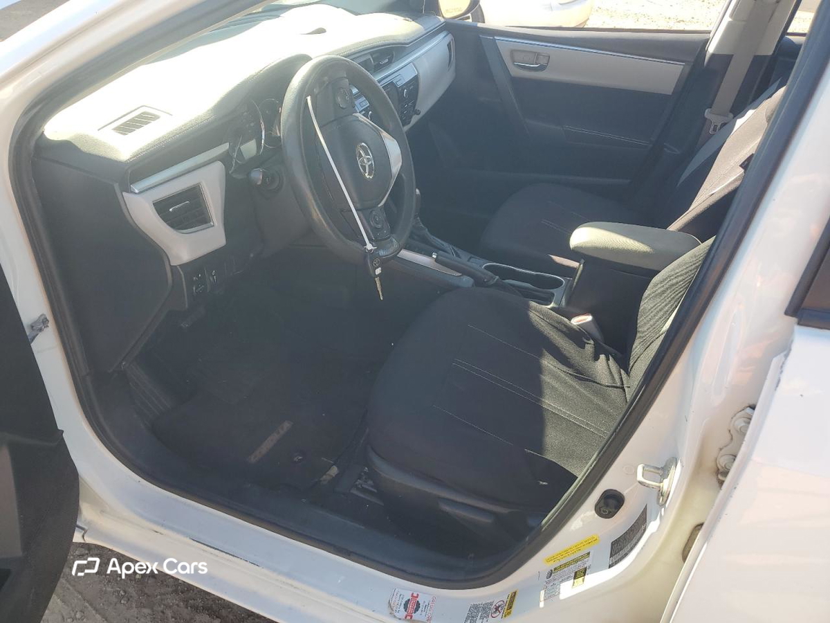 Toyota Corolla 2015
