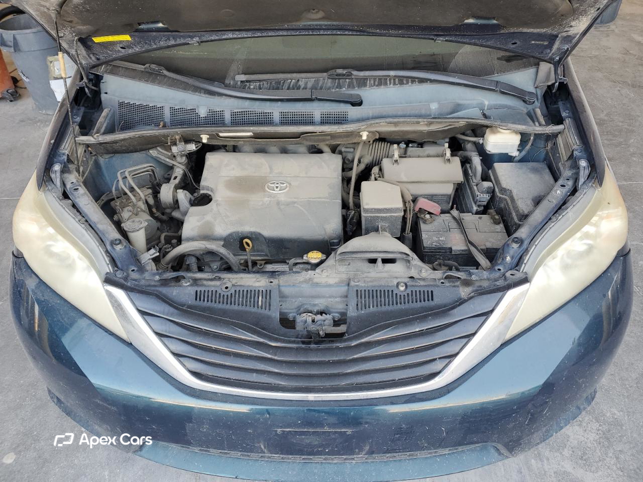 Toyota Sienna 2011