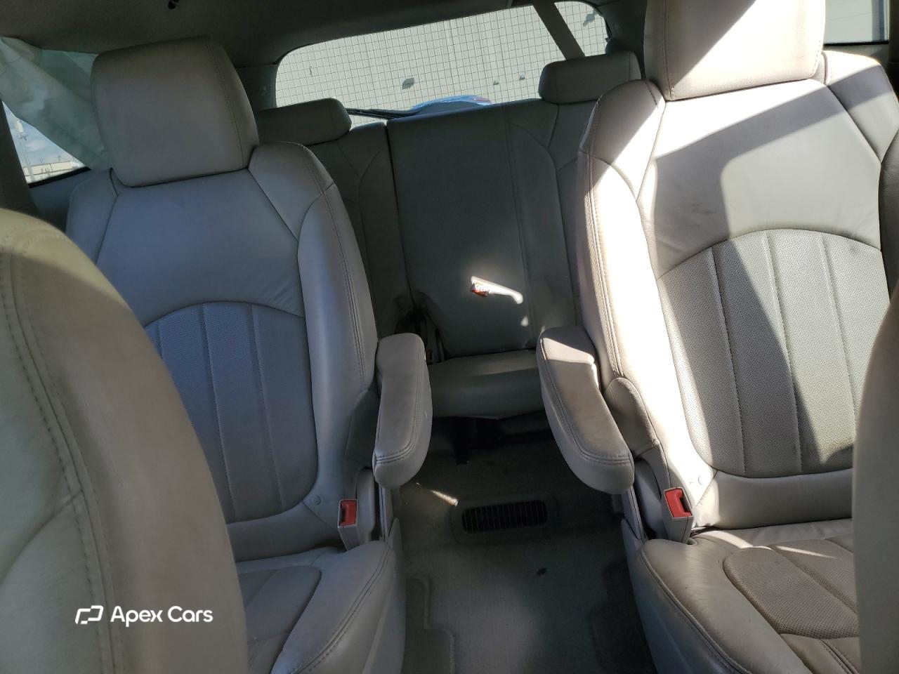 Buick Enclave 2011