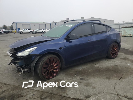 Tesla Model Y 2021 - Image 1 of 13