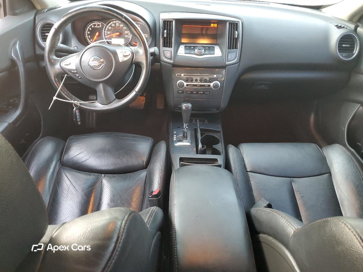 Nissan Maxima 2012