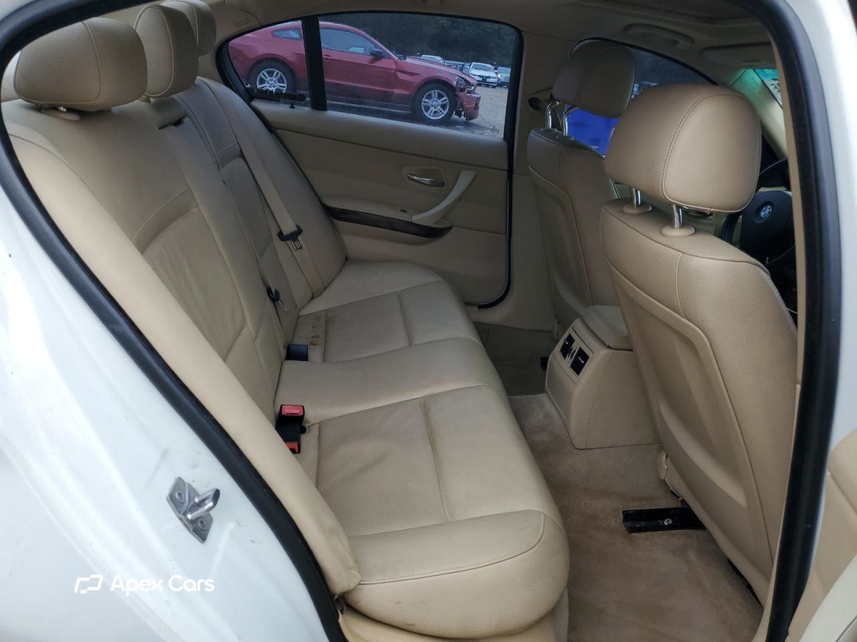 BMW Series 3 2010