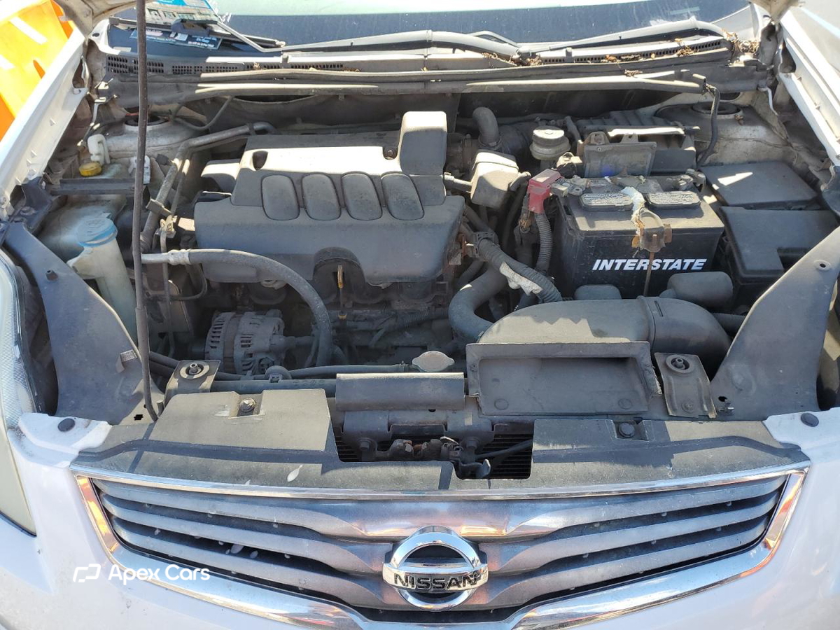 Nissan Sentra 2011