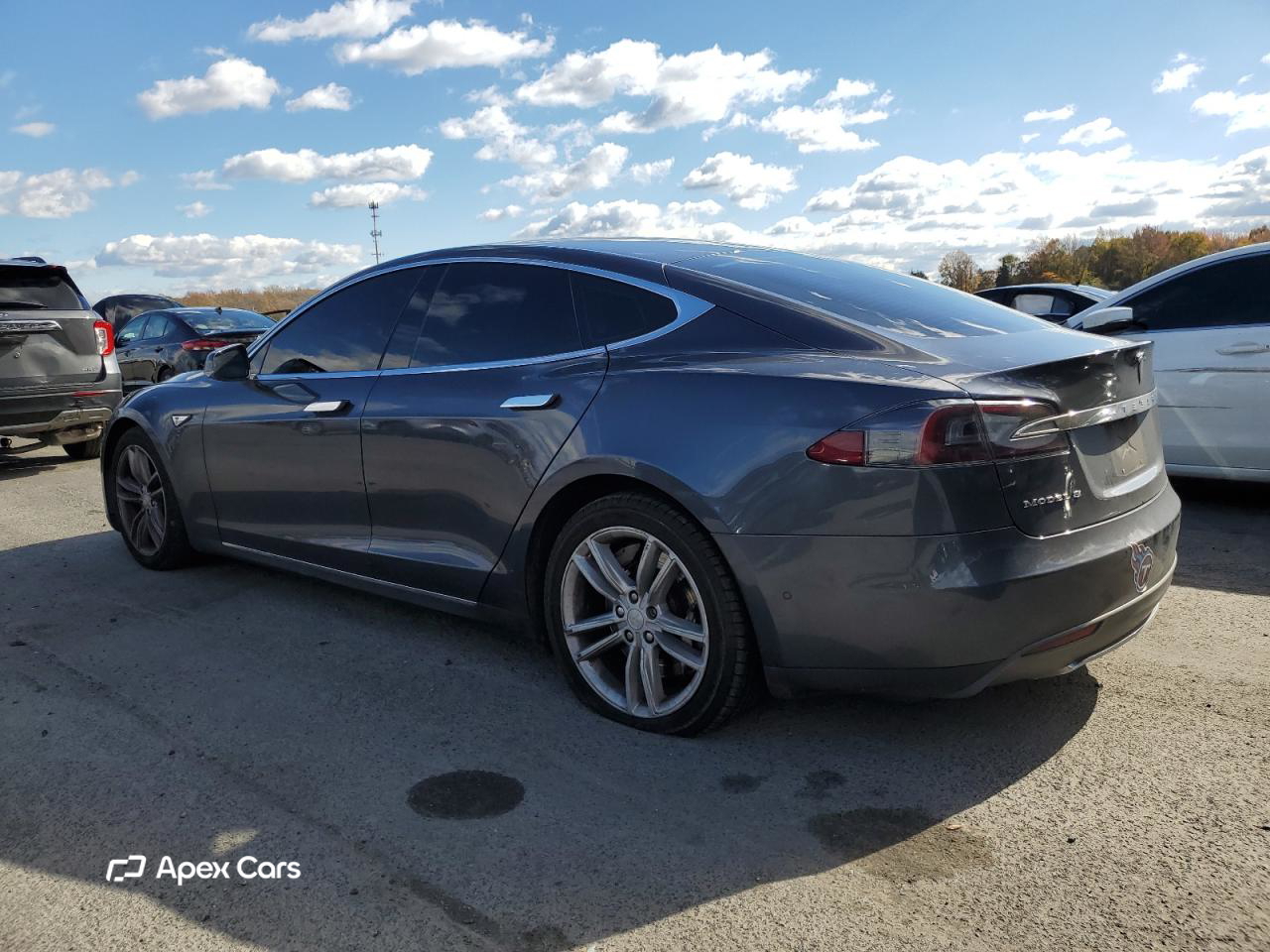 Tesla Model S 2015