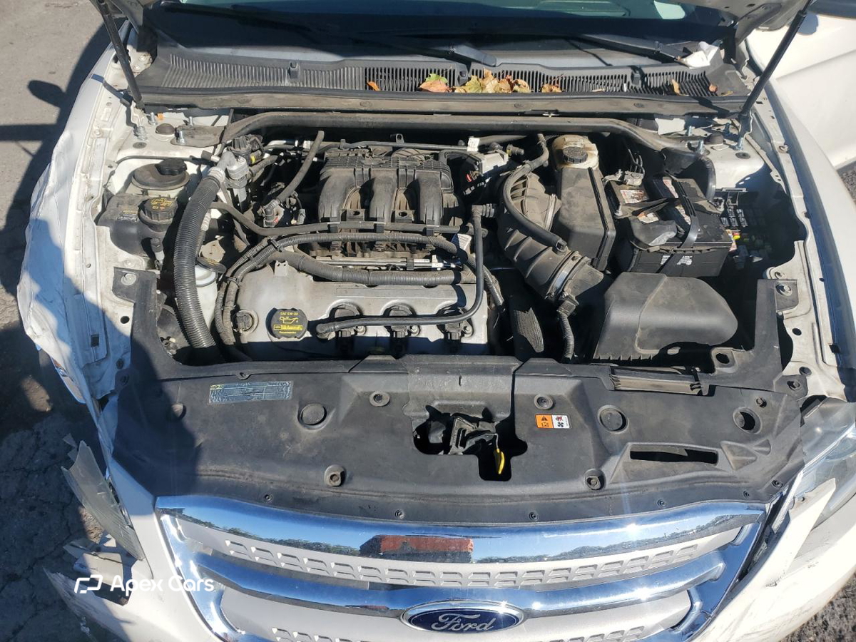 Ford Taurus 2012