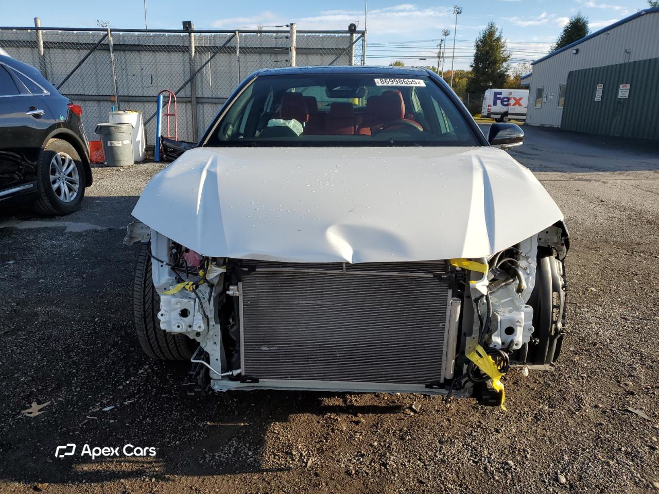 Toyota Camry 2025