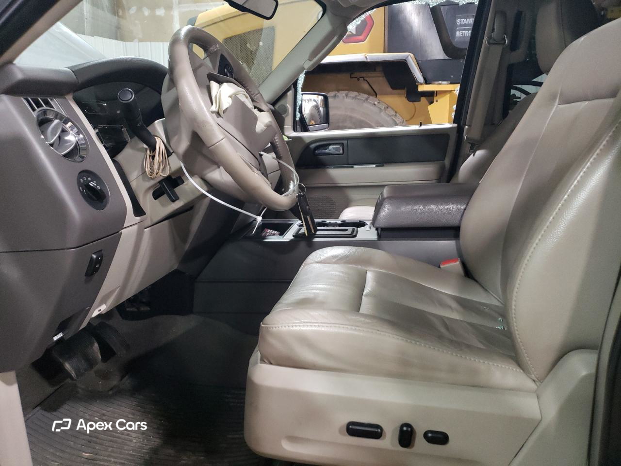 Ford Expedition 2012