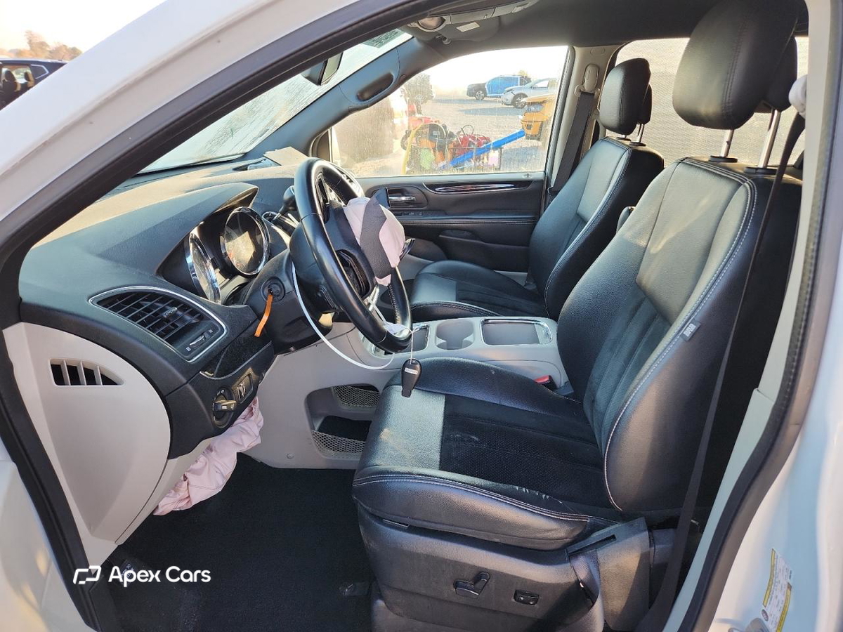 Dodge Caravan 2017