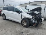 Chrysler Voyager 2024