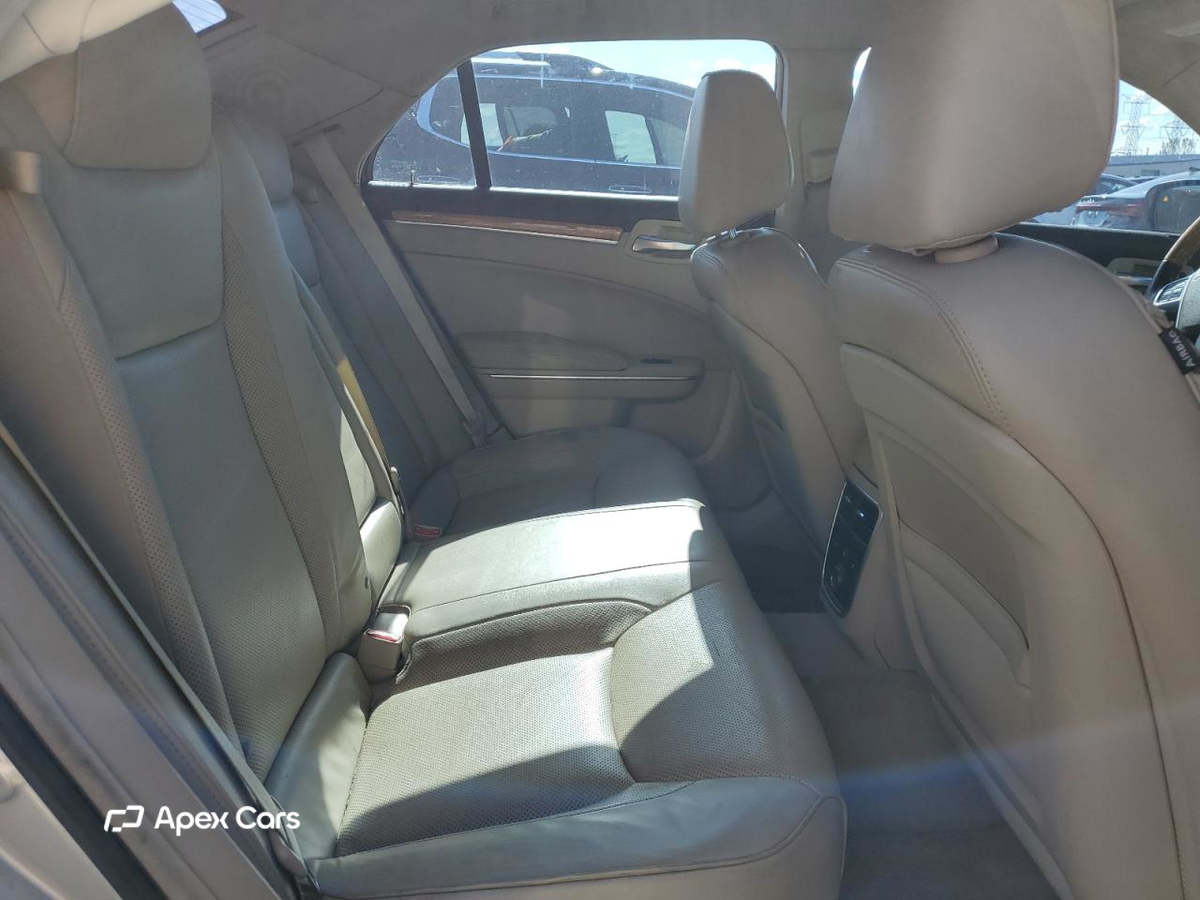 Chrysler 300 2012