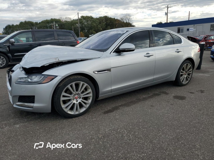 2018 Jaguar XF - Image 1 of 5