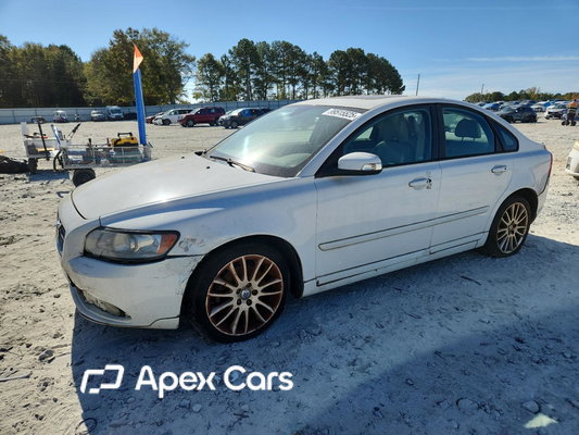 Volvo S40 2010 - Image 1 of 12