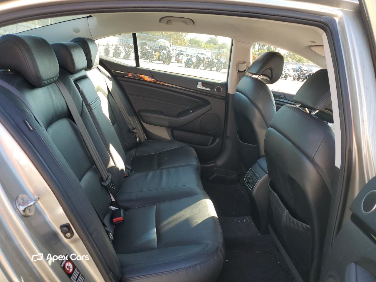 Kia Cadenza 2014
