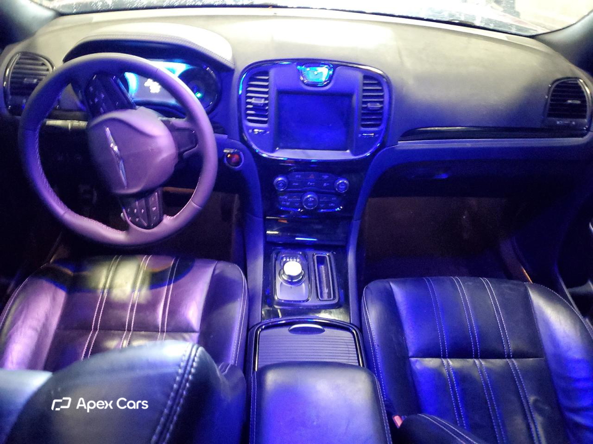 Chrysler 300 2023
