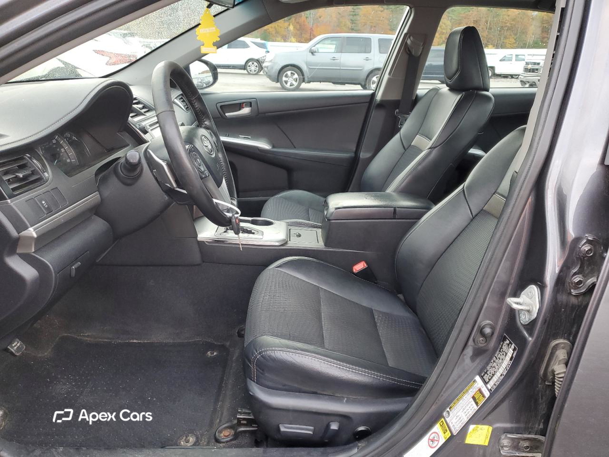 Toyota Camry 2012