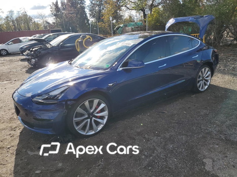 Tesla Model 3 2018 - Image 1 of 13