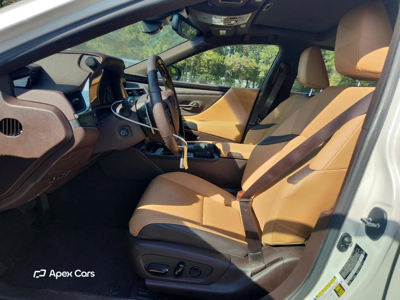 Lexus ES 2021