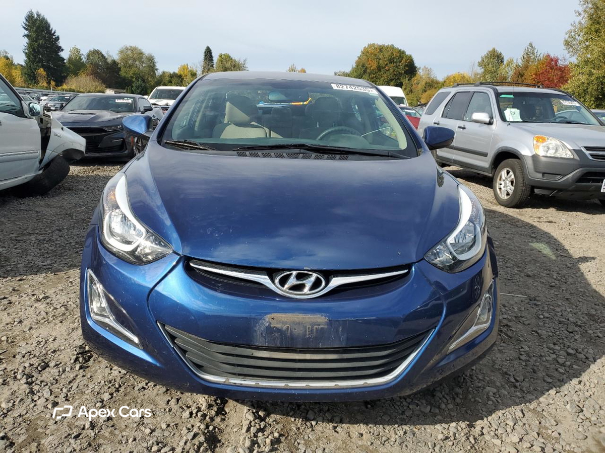 Hyundai Elantra 2016