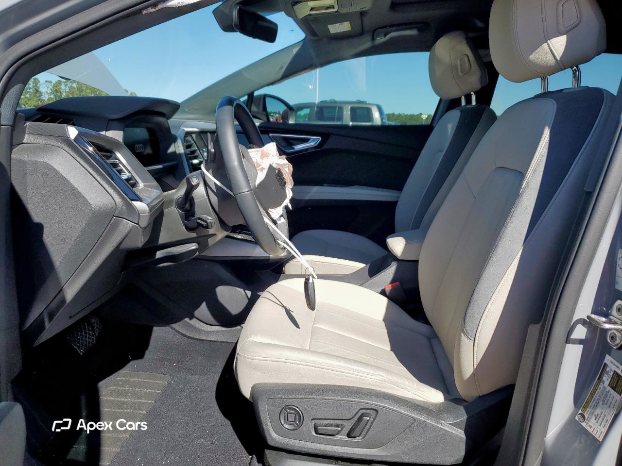 Audi Q4 e-tron 2024