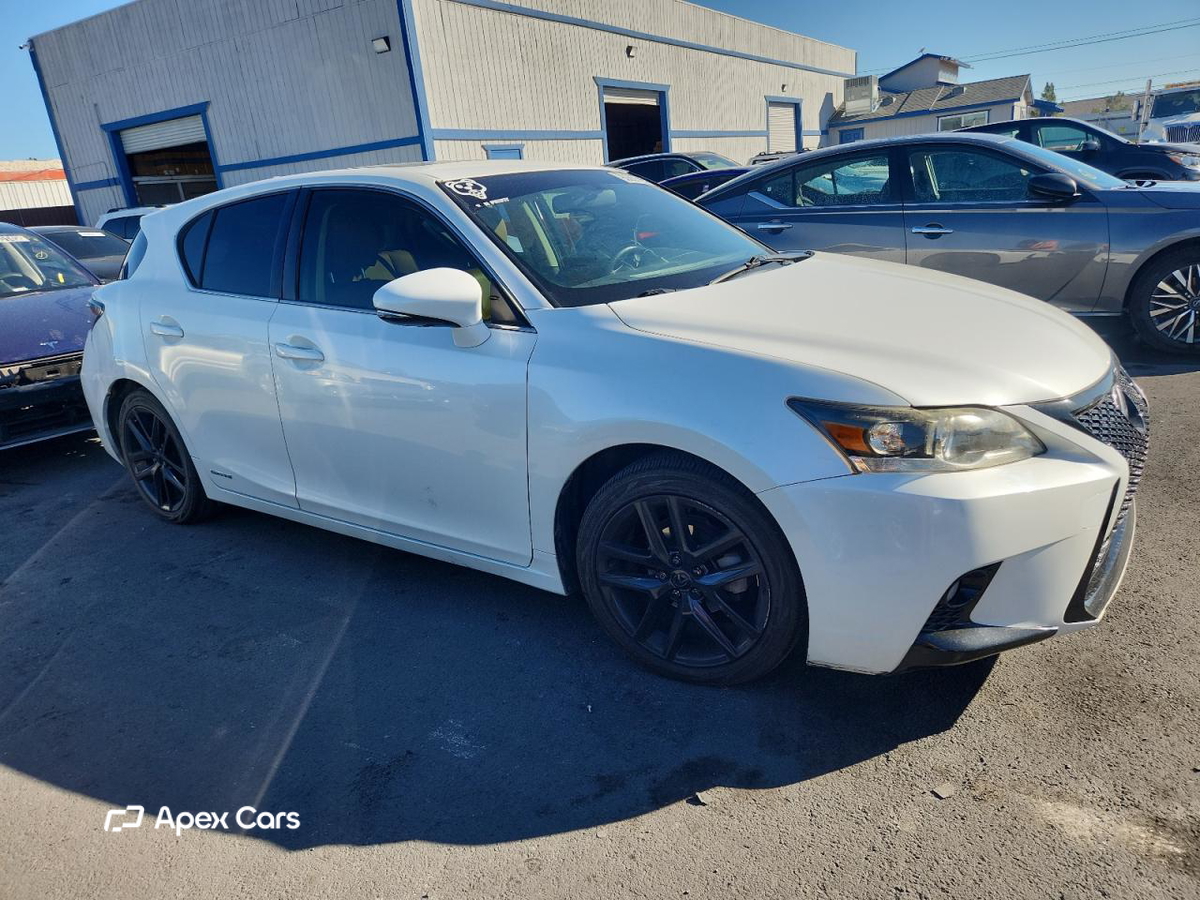 Lexus CT 2014