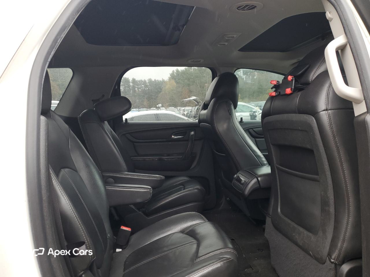 GMC Acadia 2015